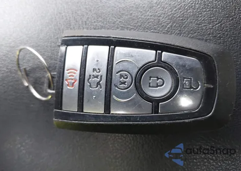 2017 Ford Edge Titanium z USA, uszkodzony, nr VIN 2FMPK4K9XHBC58110